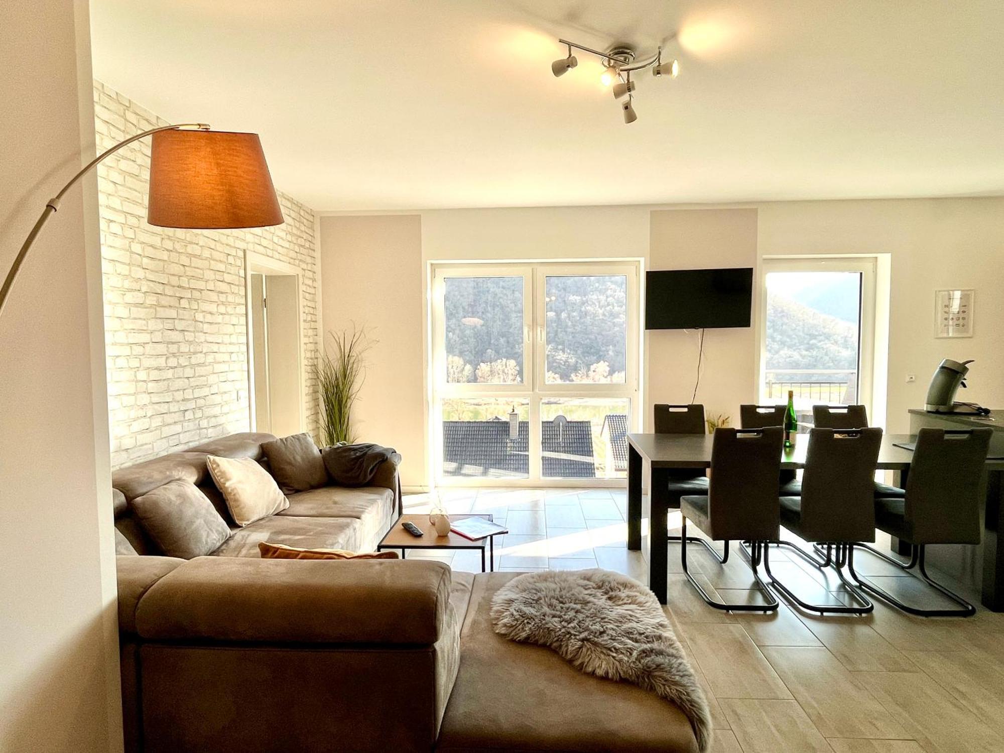 Ferienwohnung Moseltraum, 1-6 Pers, Mit 3 Schlafzimmer Und Panoramabalkon Müden Eksteriør bilde