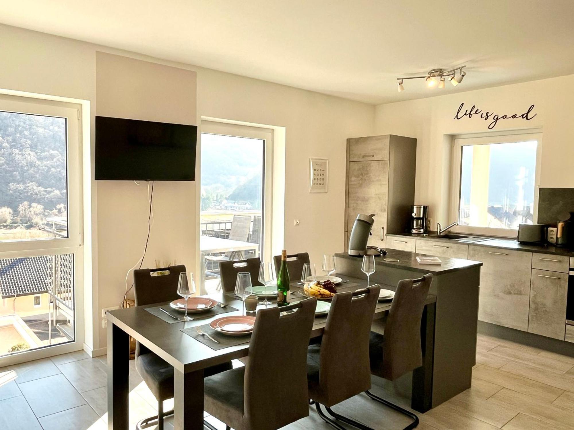 Ferienwohnung Moseltraum, 1-6 Pers, Mit 3 Schlafzimmer Und Panoramabalkon Müden Eksteriør bilde